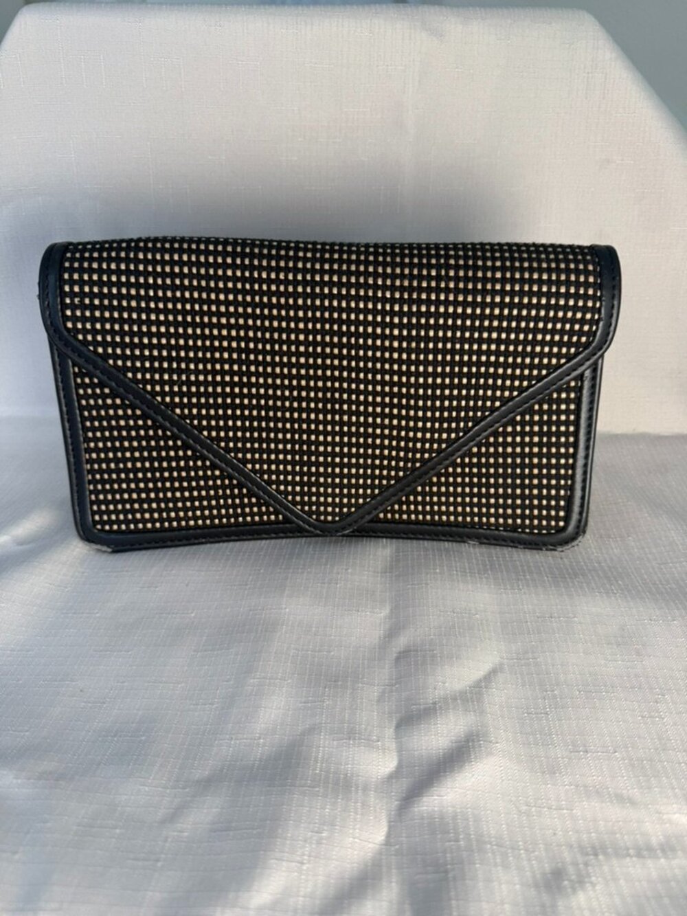 Ann Taylor Black & Natural Woven Envelope Clutch Straw Raffia Purse